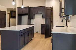 3752 Evelyn Rose Ln, Suamico, WI 54313 - Photo 4