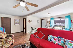 1026 27th St, Two Rivers, WI 54241 - Photo 8