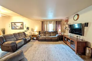 723 Water St, Marinette, WI 54143 - Photo 14