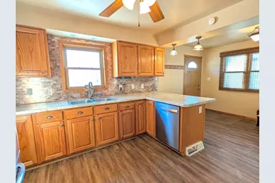 723 Water Street, Marinette, WI 54143 - Photo 22