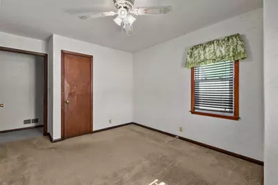 304 E 17th Street, Kaukauna, WI 54130 - Photo 10