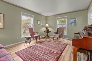 2768 Independence Dr, Green Bay, WI 54304 - Photo 16