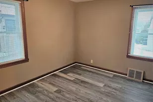 743 Madison St, Neenah, WI 54956 - Photo 16