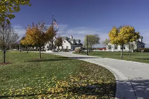 5696 School Dr, Green Bay, WI 54313 - Photo 58