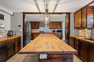 404 Stonehedge Rd, Green Bay, WI 54302 - Photo 10