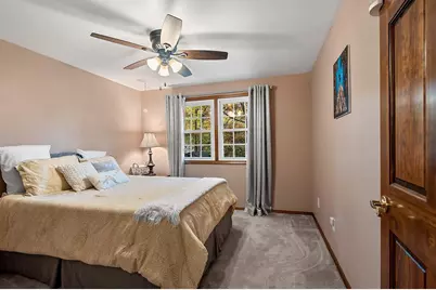 404 Stonehedge Road, Green Bay, WI 54302 - Photo 32