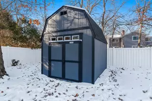 404 Stonehedge Rd, Green Bay, WI 54302 - Photo 44