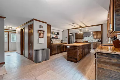 404 Stonehedge Road, Green Bay, WI 54302 - Photo 6