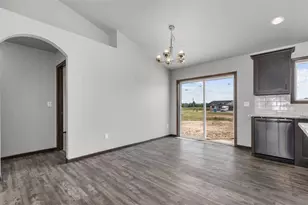 N9254 Homestead Ln, Appleton, WI 54915 - Photo 8