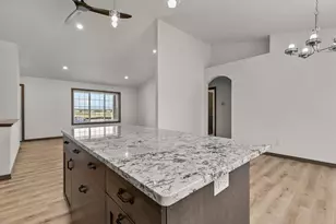N9254 Homestead Ln, Appleton, WI 54915 - Photo 8