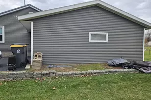 355 SW Ceresco St, Berlin, WI 54923 - Photo 4