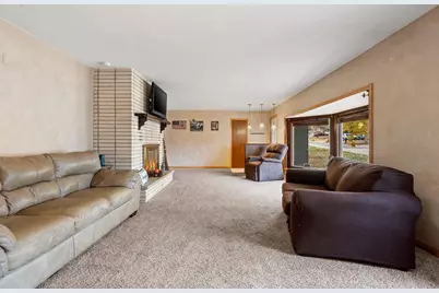 716 Meadow Lane, Manawa, WI 54949 - Photo 10