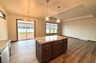 2070 Bear Paw Trail, Kaukauna, WI 54130 - Photo 8