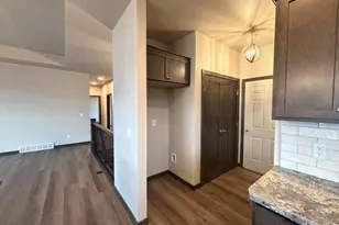 2070 Bear Paw Trail, Kaukauna, WI 54130 - Photo 6