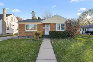 76 W 11th St, Fond du Lac, WI 54935 - Photo 1