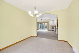 4733 Westbrook Ct, Appleton, WI 54913 - Photo 6