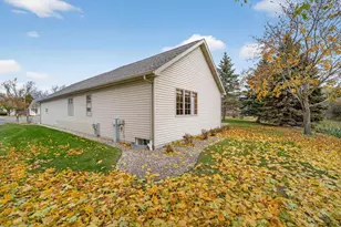 4733 Westbrook Ct, Appleton, WI 54913 - Photo 32