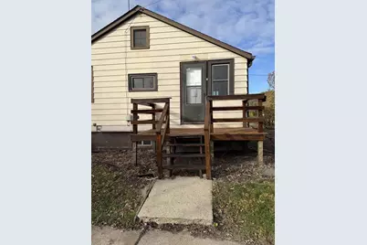 17 W Linwood Avenue, Oshkosh, WI 54901 - Photo 6