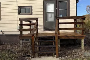 17 W Linwood Ave, Oshkosh, WI 54901 - Photo 6