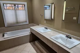 1579 Foxfire Ct, Waupaca, WI 54981 - Photo 14