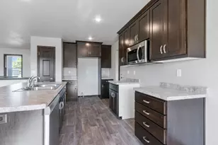 1688 Betty Jean Ln, Green Bay, WI 54313 - Photo 14