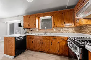 2174 Nellie Ln, Green Bay, WI 54311 - Photo 14