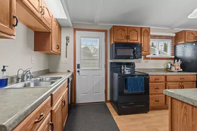 632 Idlewild Street, Kaukauna, WI 54130 - Photo 12