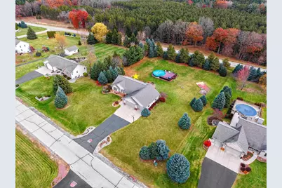 2378 Autumn Ridge Trail, Green Bay, WI 54313 - Photo 4