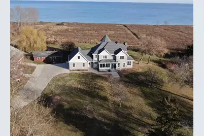 17707 Lakeshore Road, Two Rivers, WI 54241 - Photo 34