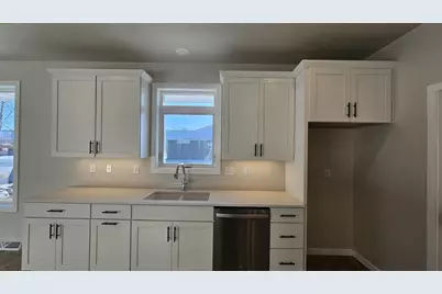 706 Tambour Court, De Pere, WI 54115 - Photo 6