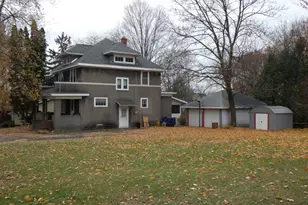 29 N Clinton Ave, Clintonville, WI 54929 - Photo 4