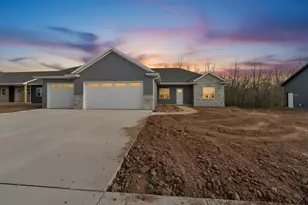 2578 N Stellita Cir, De Pere, WI 54115 - Photo 62