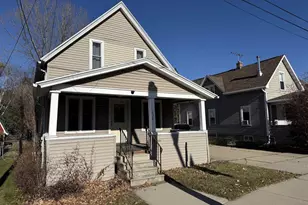 1424 E College Ave, Appleton, WI 54915 - Photo 2