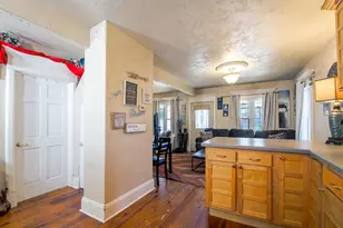 1424 E College Ave, Appleton, WI 54915 - Photo 8