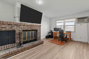 1110 Daniel Ct, Neenah, WI 54956 - Photo 12