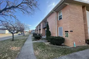 721 W 9th Ave, Oshkosh, WI 54902 - Photo 12