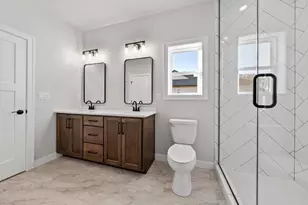 2658 Chambers Xing, Green Bay, WI 54313 - Photo 16