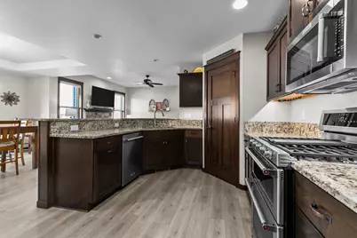 2712 W Fallen Oak Drive, Appleton, WI 54913 - Photo 12