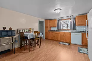 E3709 Krok Rd, Kewaunee, WI 54216 - Photo 10