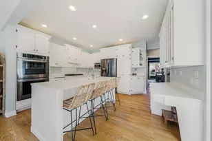 2416 Woodland Terrace, Neenah, WI 54956 - Photo 10