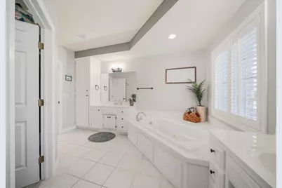 2416 Woodland Terrace, Neenah, WI 54956 - Photo 40