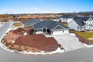 1541 Red Hawk Lndg Trl, De Pere, WI 54115 - Photo 52