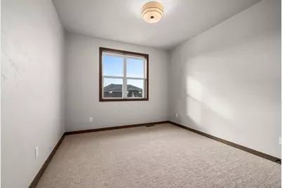 1541 Red Hawk Landing Trail, De Pere, WI 54115 - Photo 32