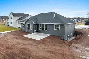 1541 Red Hawk Lndg Trl, De Pere, WI 54115 - Photo 44