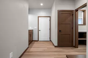 1541 Red Hawk Lndg Trl, De Pere, WI 54115 - Photo 38