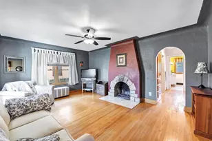 215 Gray St, Green Bay, WI 54303 - Photo 4
