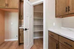 1468 Divinity Dr, De Pere, WI 54115 - Photo 16