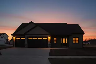 1468 Divinity Dr, De Pere, WI 54115 - Photo 2