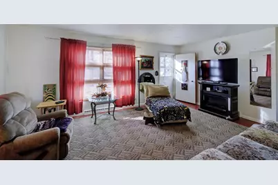 1312 Jefferson Street, New London, WI 54961 - Photo 12