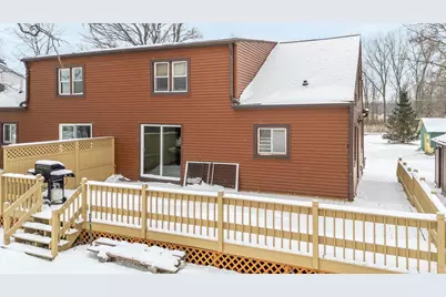 2453 East Shore Drive, Green Bay, WI 54302 - Photo 16